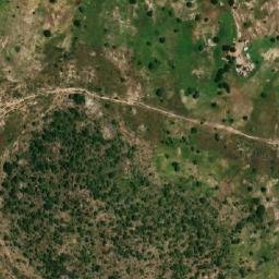 Satellite imagery of Hosséré Moutvar, CM