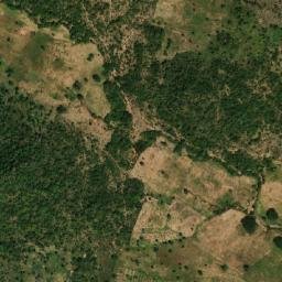 Satellite imagery of Hosséré Moukofi, CM