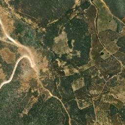Satellite imagery of Fila La Mata, VE