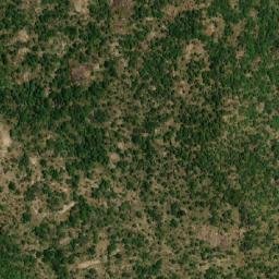 Satellite imagery of Hosséré Kola, CM