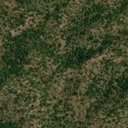 Satellite imagery of Hosséré Kola, CM