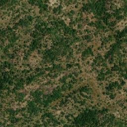 Satellite imagery of Hosséré Kola, CM