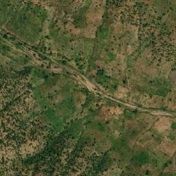 Satellite imagery of Hosséré Tima, CM