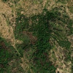 Satellite imagery of Hosséré Charbi, CM