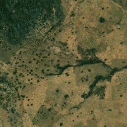 Satellite imagery of Hosséré Koundourma, CM