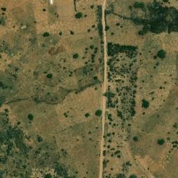 Satellite imagery of Hosséré Koundourma, CM