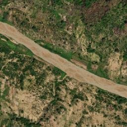 Satellite imagery of Hosséré Titir, CM