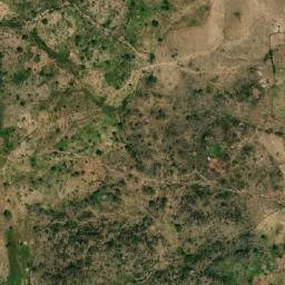 Satellite imagery of Hosséré Papal, CM