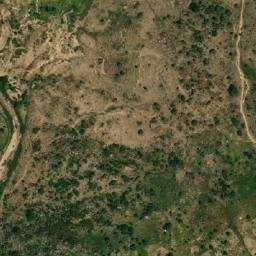 Satellite imagery of Hosséré Papal, CM