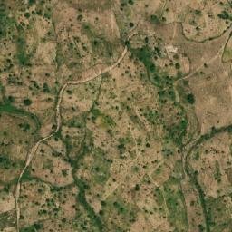 Satellite imagery of Hosséré Papal, CM