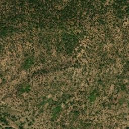 Satellite imagery of Hosséré Mourta, CM