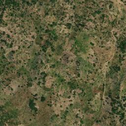 Satellite imagery of Hosséré Ndouzeng, CM
