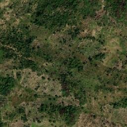 Satellite imagery of Hosséré Tsoumay, CM