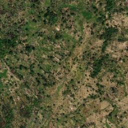 Satellite imagery of Hosséré Koumay, CM