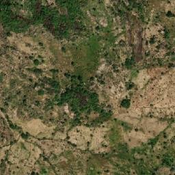 Satellite imagery of Hosséré Koumay, CM