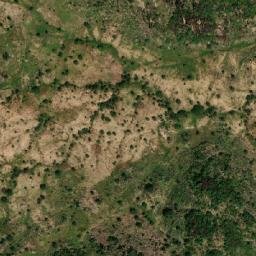 Satellite imagery of Hosséré Koumay, CM
