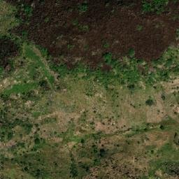Satellite imagery of Hosséré Tsoumay, CM