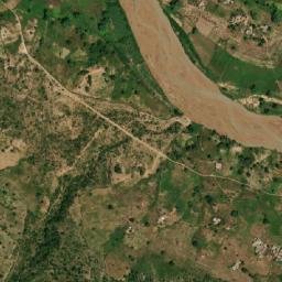 Satellite imagery of Hosséré Lohou, CM