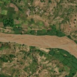 Satellite imagery of Hosséré Lohou, CM