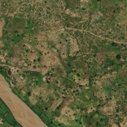 Satellite imagery of Hosséré Lohou, CM