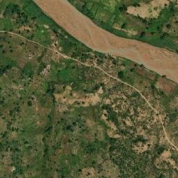 Satellite imagery of Hosséré Tongom, CM