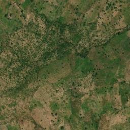 Satellite imagery of Hosséré Tongom, CM