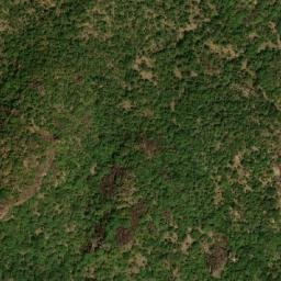 Satellite imagery of Hoséré Njéfi, CM