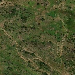 Satellite imagery of Hosséré Djeki, CM