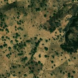 Satellite imagery of Hosséré Diouha, CM