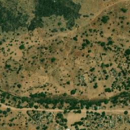 Satellite imagery of Hosséré Zaora, CM