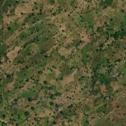 Satellite imagery of Hosséré Lelemi, CM