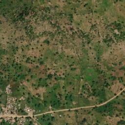 Satellite imagery of Hosséré Lelemi, CM