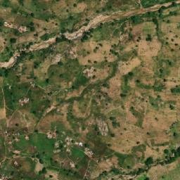Satellite imagery of Hosséré Douma, CM