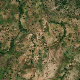 Satellite imagery of Doumazvéri, CM