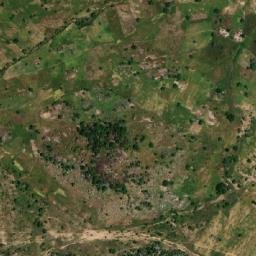 Satellite imagery of Doumazvéri, CM
