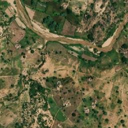 Satellite imagery of Hosséré Balèlé, CM