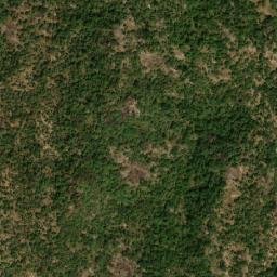 Satellite imagery of Hosséré Nari, CM