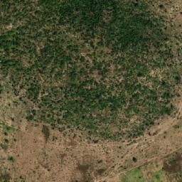 Satellite imagery of Hosséré Tobri, CM