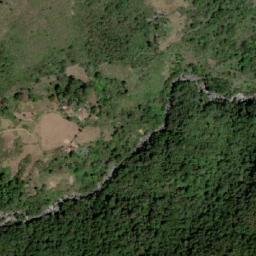 Satellite imagery of Fila Pedregal, VE