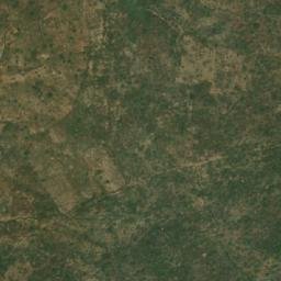 Satellite imagery of Moundoungou, CM
