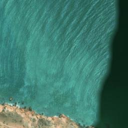 Satellite imagery of Raas Macbar, SO