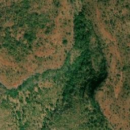 Satellite imagery of Hosséré Banay, CM