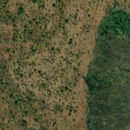 Satellite imagery of Hosséré Banay, CM