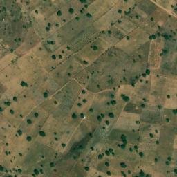 Satellite imagery of Dougué, CM