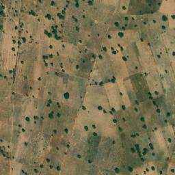 Satellite imagery of Dougué, CM