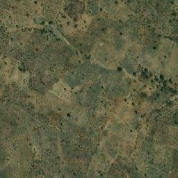 Satellite imagery of Hosséré Tchapoma, CM