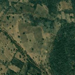 Satellite imagery of Hoséré Olaparé, CM