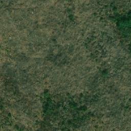 Satellite imagery of Hosséré Douri, CM
