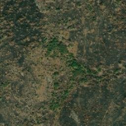 Satellite imagery of Hoséré Vaimba, CM