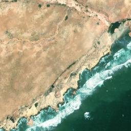 Satellite imagery of Raas Suud, SO